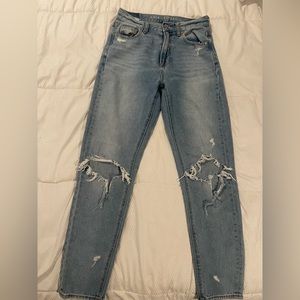 American Eagle Mom Jeans